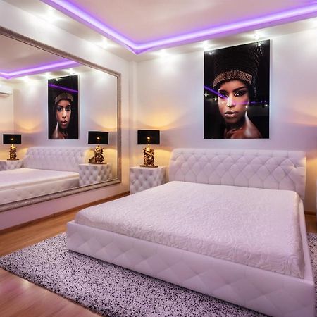 קלייפדה Premium Jacuzzi Apartment מראה חיצוני תמונה