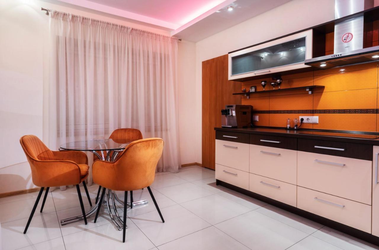 קלייפדה Premium Jacuzzi Apartment מראה חיצוני תמונה